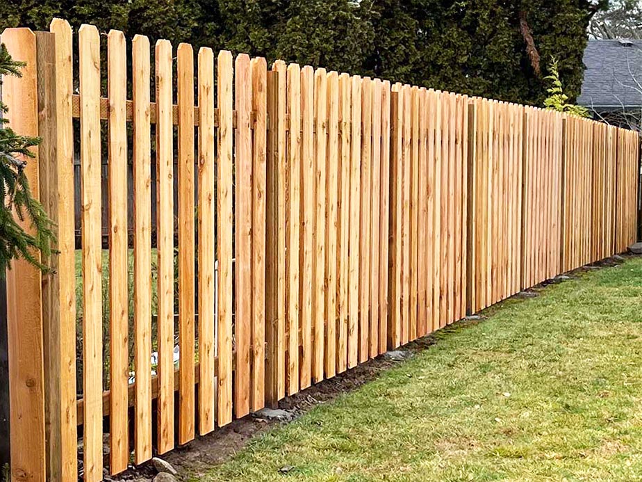 Wood fence contractor in the Columbia Tennessee area.