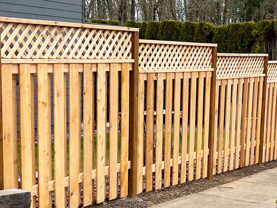 Wood fence contractor in the Columbia Tennessee area.