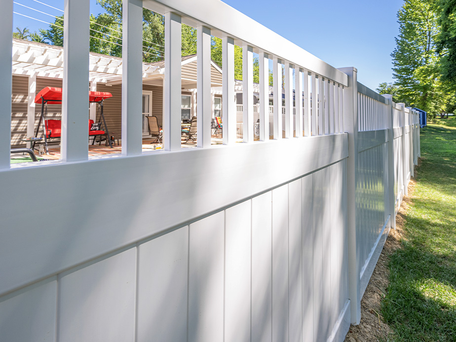 Vinyl Fence Contractor in Columbia Tennessee