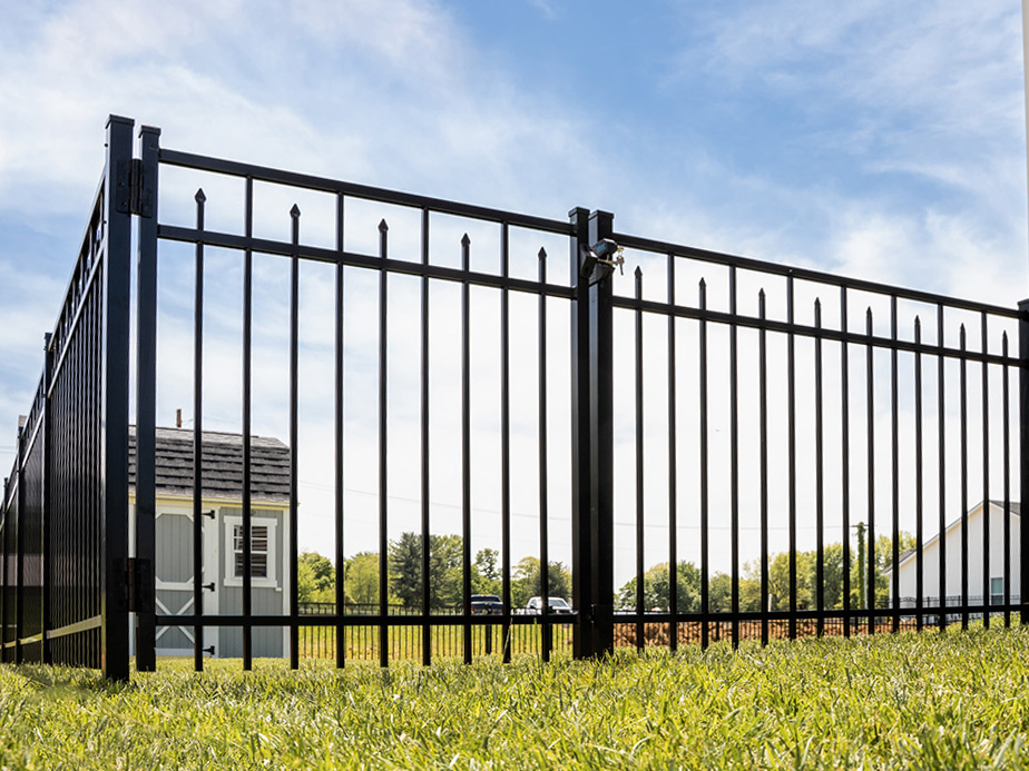 Ornamental steel fence contractor in Columbia Tennessee